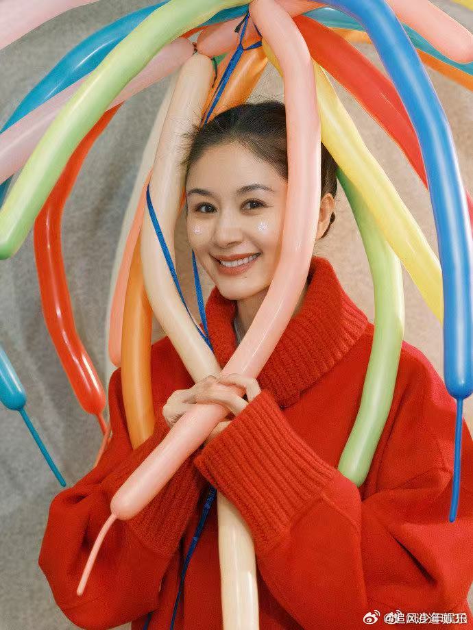 王子文生日状态给到一个夯王子文生日照也太会拍了，不刻意不浮夸，简简单单就很出