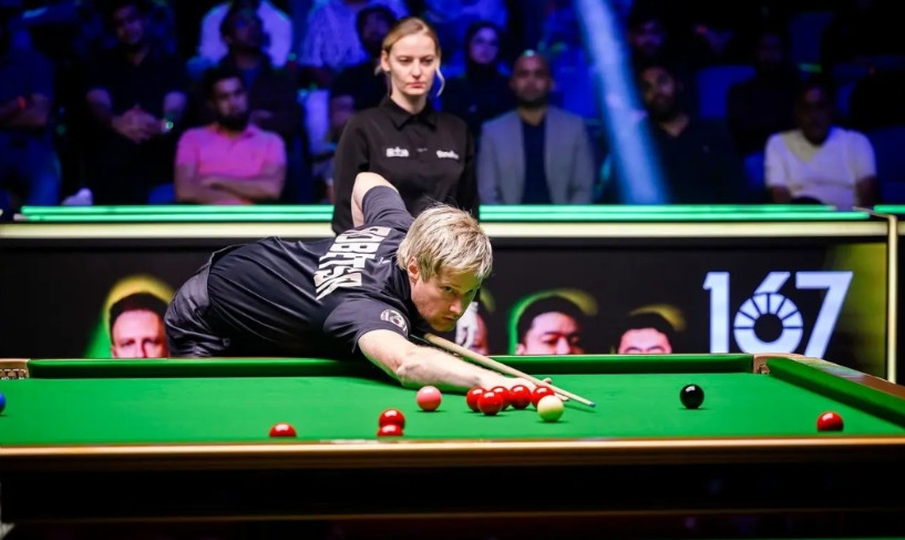 罗伯逊不敌赵心童赛后采访：“我错失了一些球，这是我输球的主要原因，决赛的表现远远