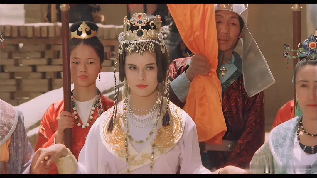 回鹘天公主五代十国，甘州回鹘由天睦可汗掌权，他的宝贝女儿便是回鹘天公主，貌美