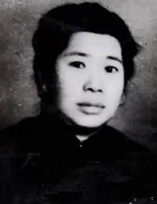 1939年，东北一女地下党被日军抓捕，因承受不住鬼子的酷刑，她大喊说：“太君，别