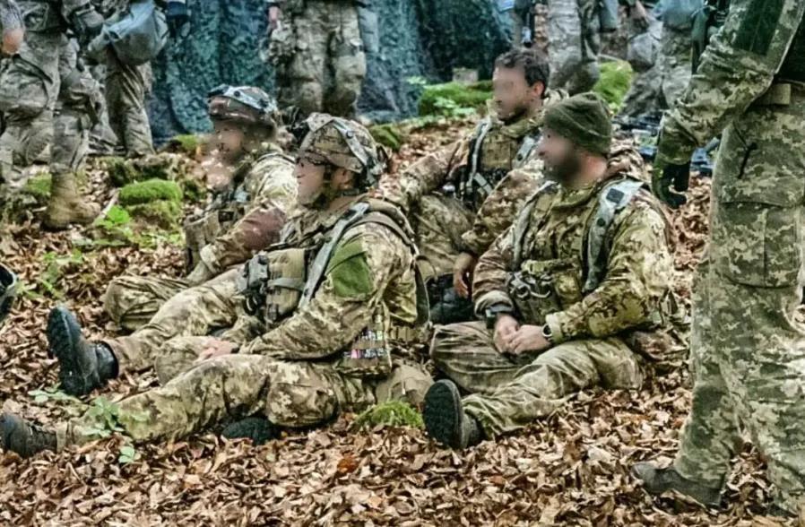 俄罗斯陆军东部集群第37独立近卫摩步旅的士兵抓获了潜入第聂伯罗彼得罗夫斯克州韦尔