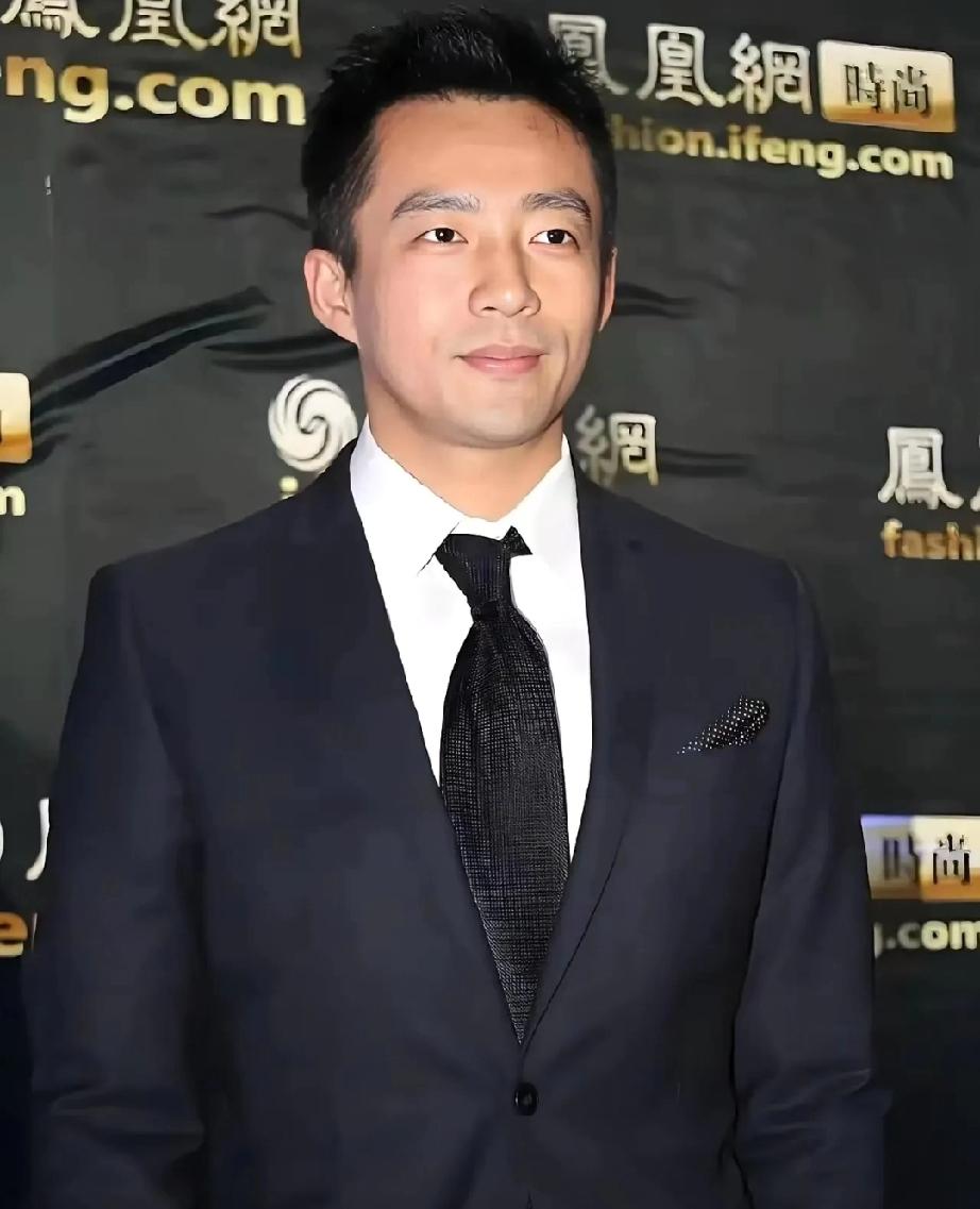 麻六记这几天的销量真是没眼看汪小菲这一波属实是把路走窄了。[捂脸哭]哪怕马