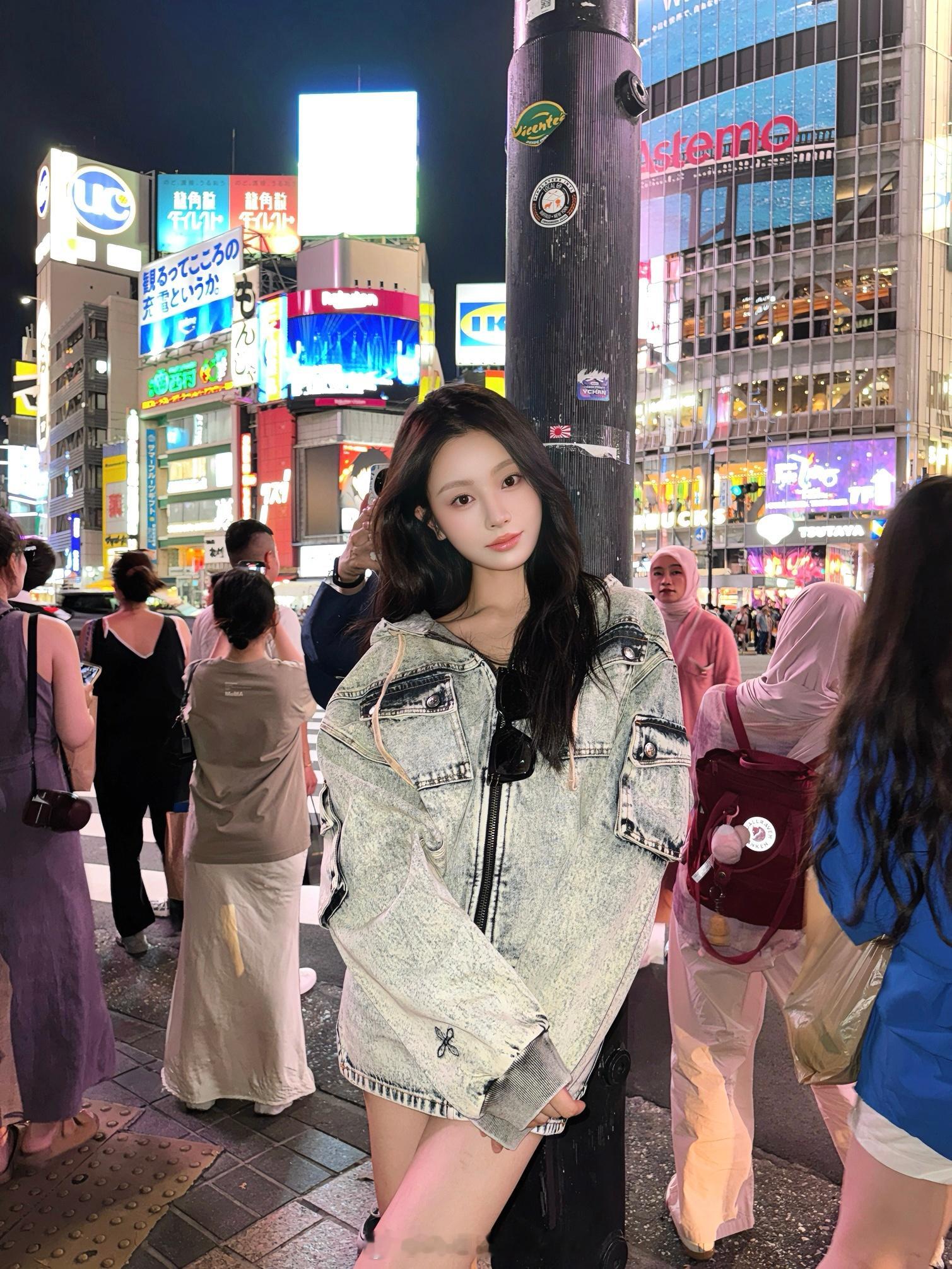 𝑺𝑯𝑰𝑩𝑼𝒀𝑨🗼🌃齐迪​​​