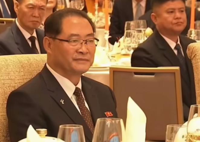 内部出大事了，中国招待晚宴上，朝鲜总理一行人神色严峻7月11号，我国专门为访