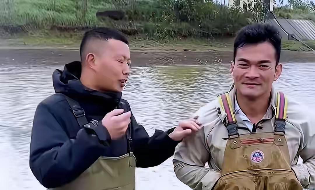 李维刚孝感包塘惨被坑！报警、抑郁，还好有小飞哥解围谁能想到，李维刚这次孝感