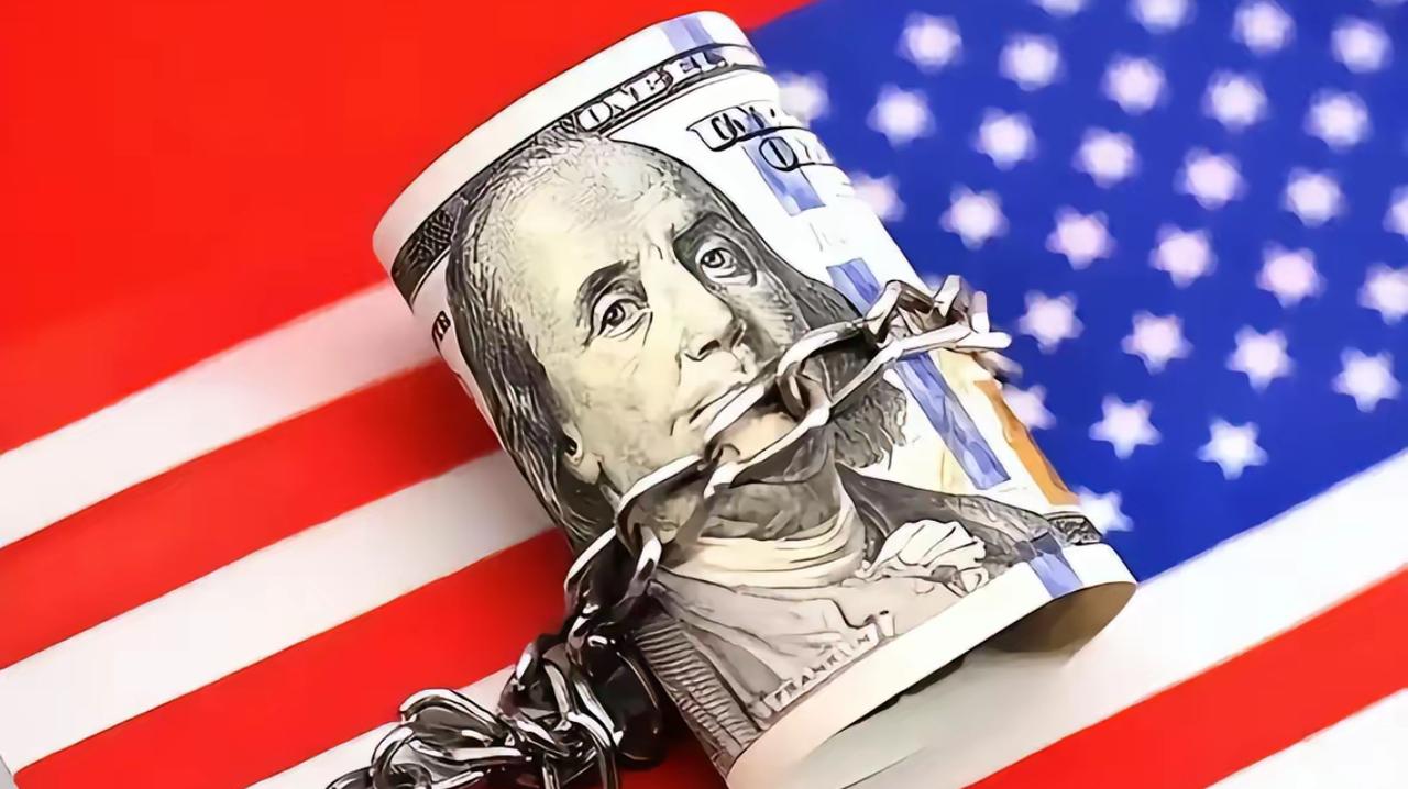 减持的好啊！​美债终于低于7000亿美元了！​这意味着，双方心意已决，道不同