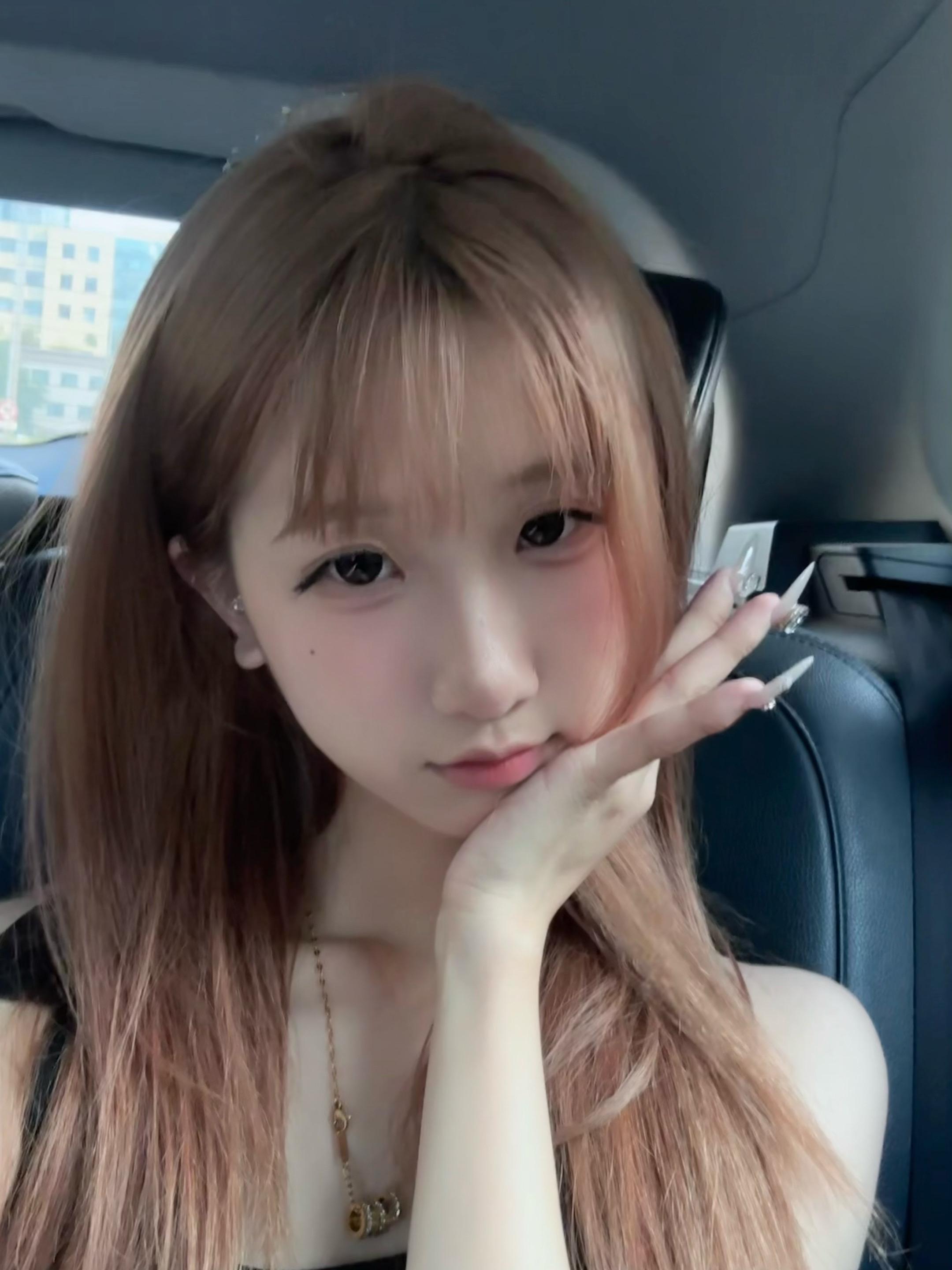 妈妈你听我说 她跟别的黄毛真的不一样