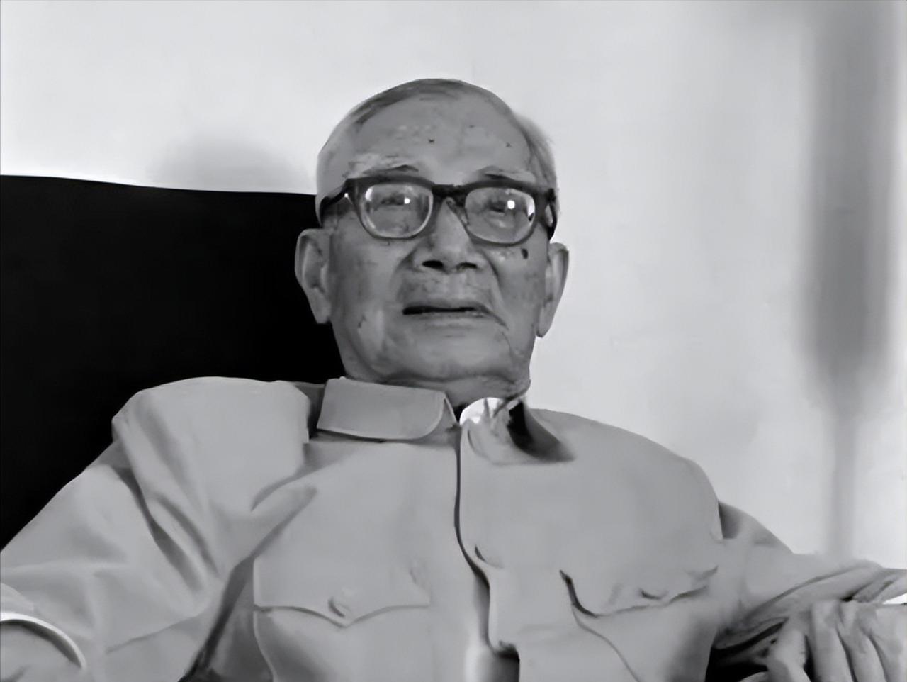 1989年，著名桥梁专家茅以升病危，病床前却空无一人，六个子女均未到场。这位