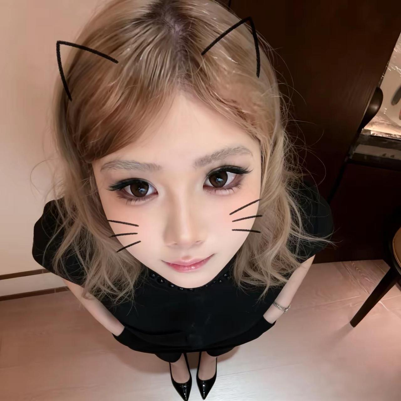 有代购吗帮我买一个对别人都爱搭不理只喜欢我黏着我的宝宝