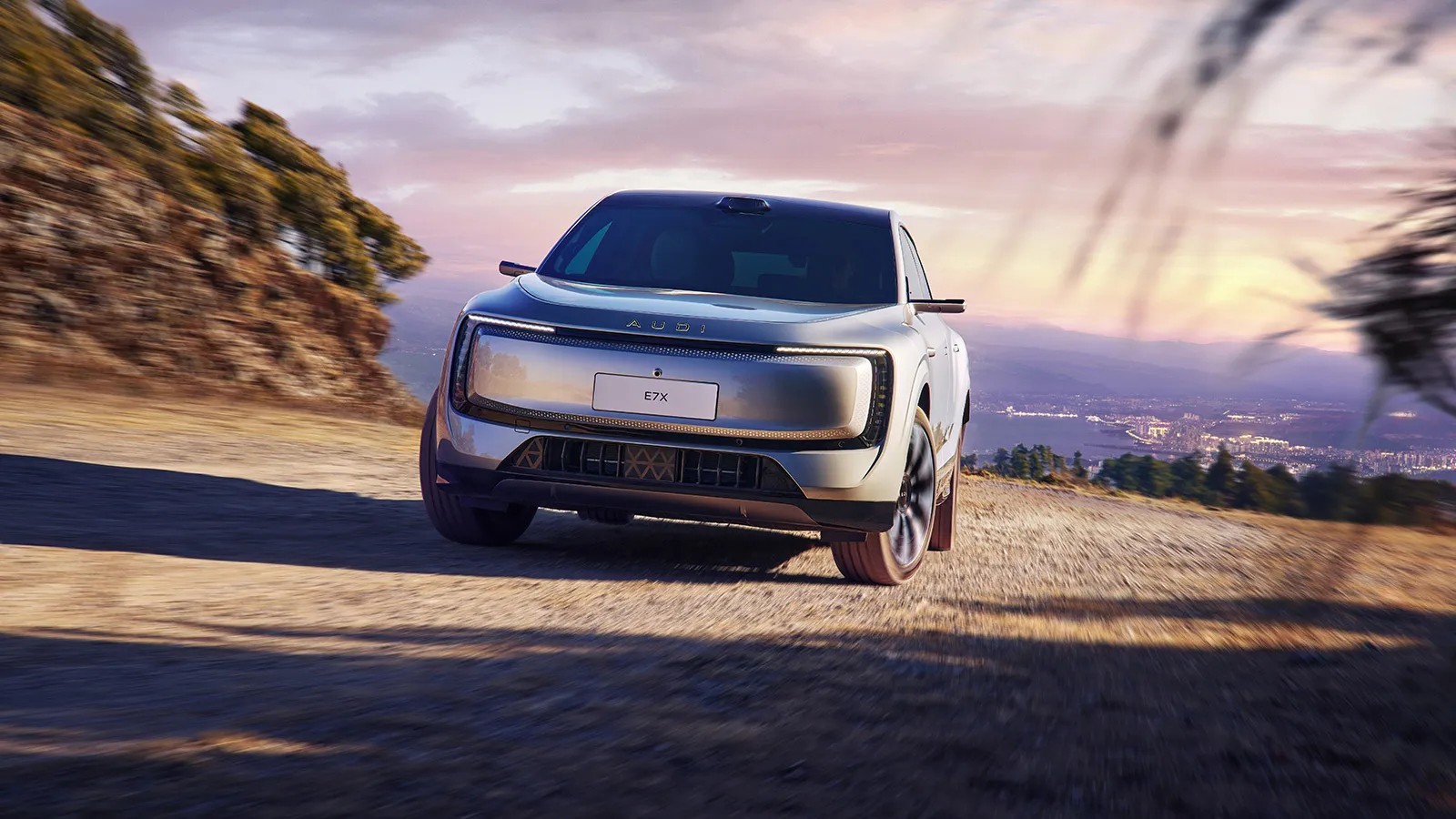 根据外网最新的爆料，奥迪的纯电品牌正在计划推出更多的新车型，先是E7X会在本月晚