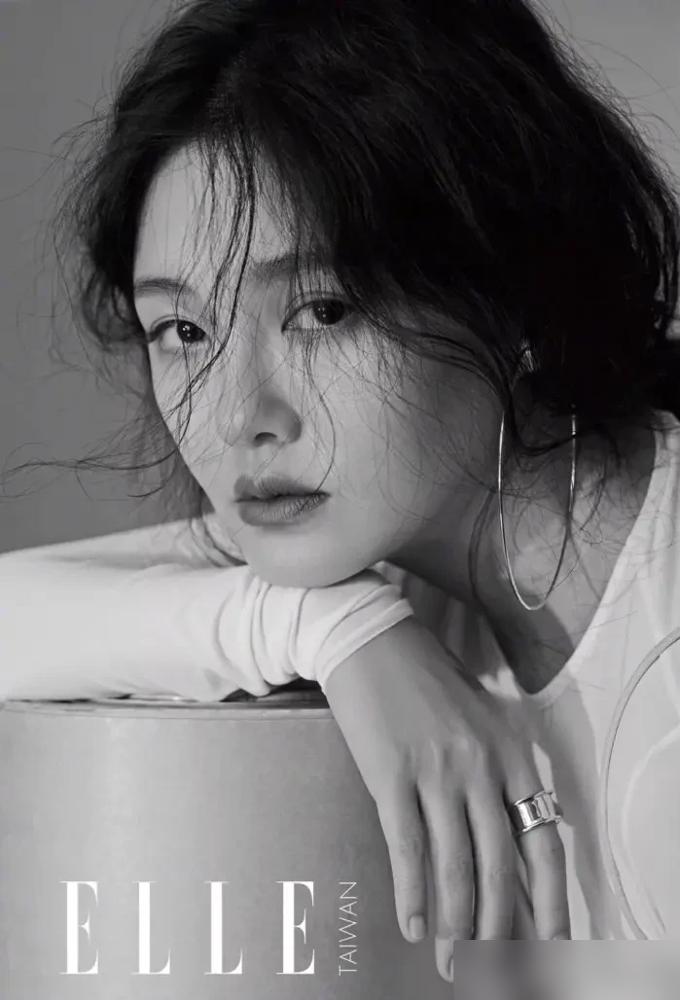 汪小菲最终还是活成了他爹的影子，这盘棋，他从出生那天就注定要输。他跟大S在