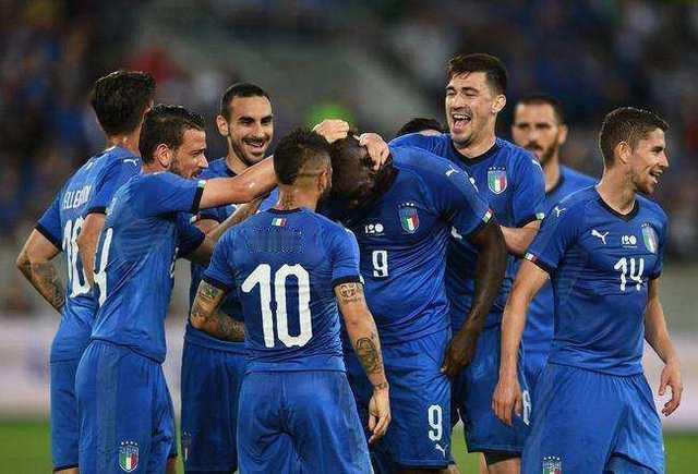 4月14日中国足球传来最新消息：1.前国足队长李玮峰在接受采访的时候表示，日本