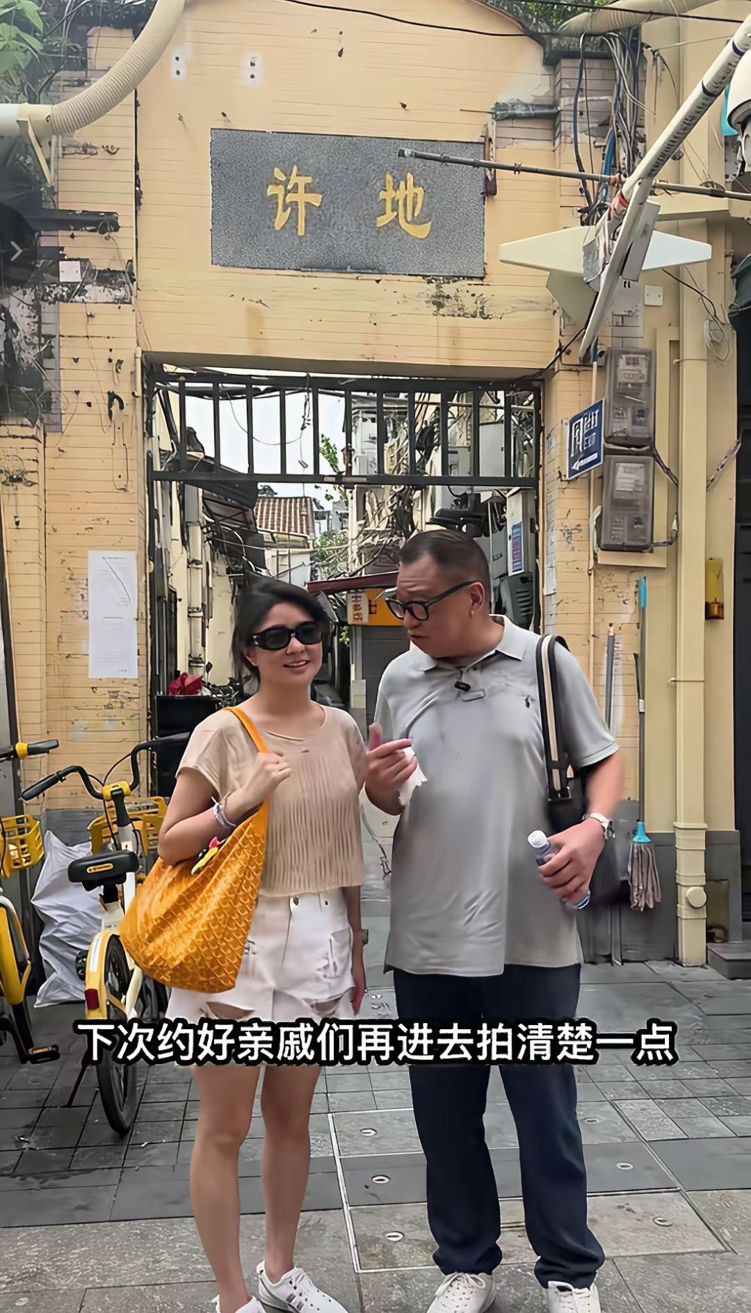 在生命倒计时的最后几个月,许绍雄完成了一个中国男人最含蓄的浪漫。许绍雄六月份