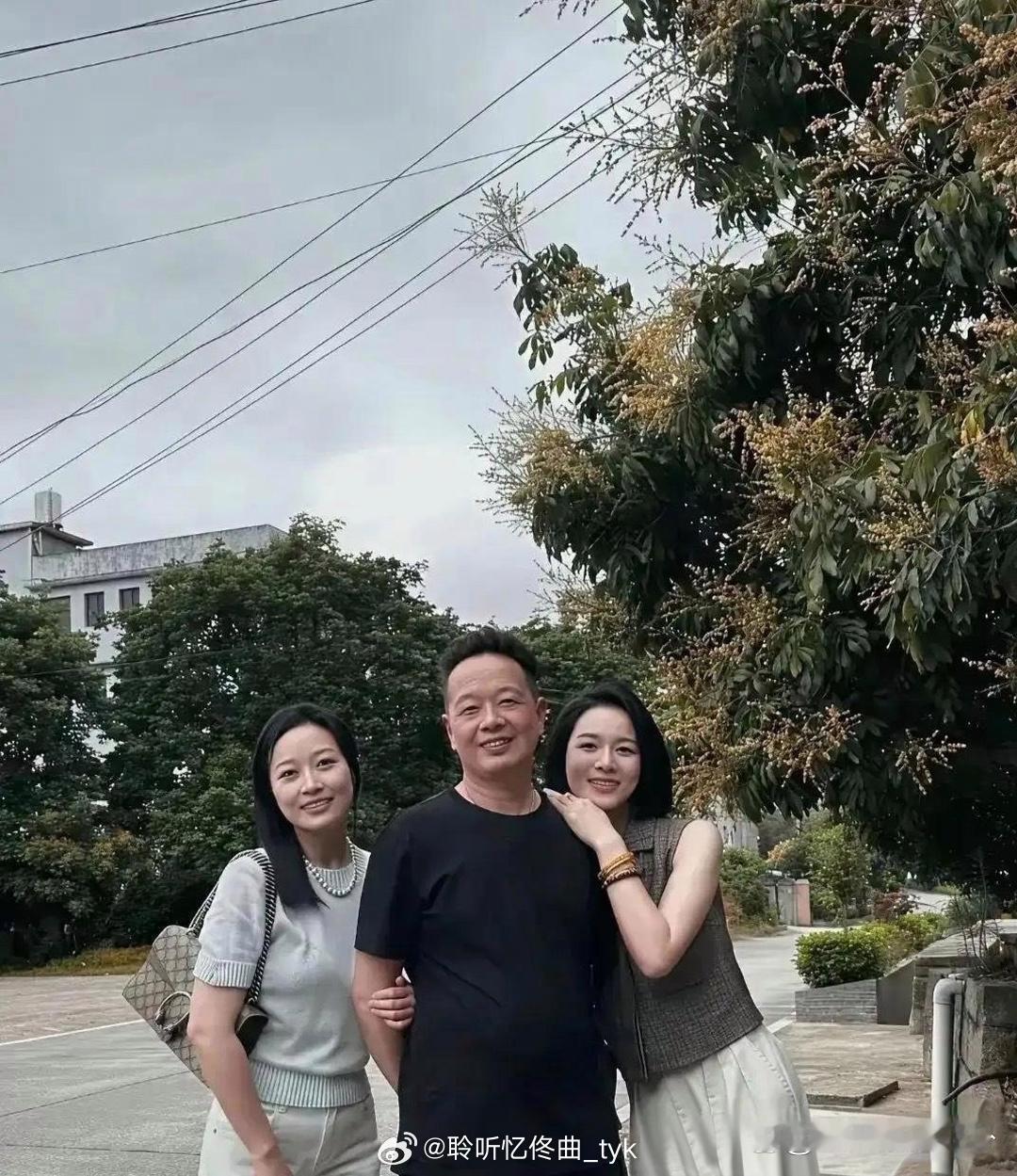 军师们，谁是妈妈，谁是女儿？