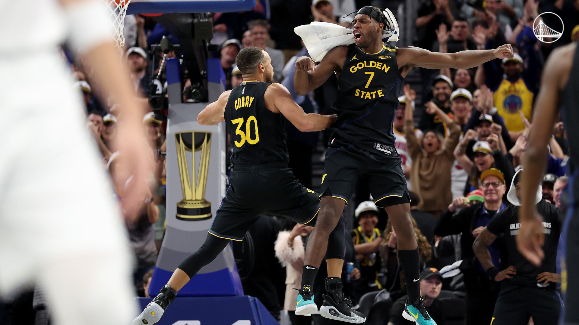 勇士NBA杯赛程: 客场对阵掘金、马刺, 主场对阵开拓者、火箭