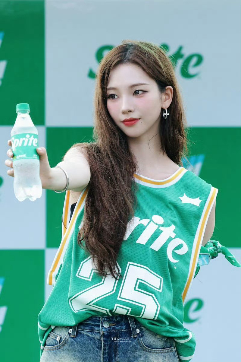 柳智敏WATERBOMB音乐节凉爽的青柠汽水​​​