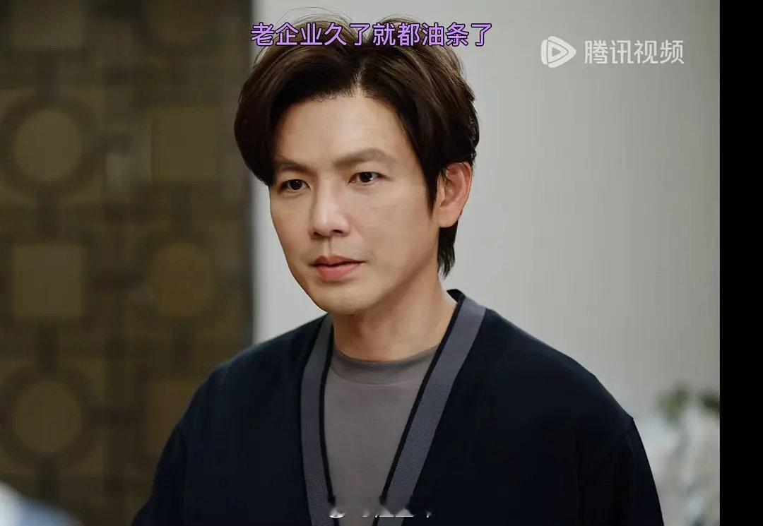 蜜语纪真的没必要磨皮既然是现实题材都市职场剧，更贴近现实更加有说服力，男主是国外