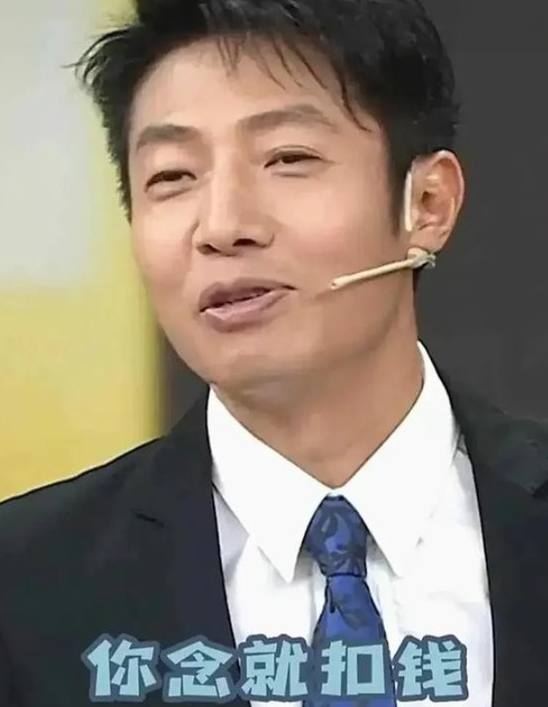 撒贝宁主持节目时，一位院士把chou氧读成了xiu氧，面对这样一位资深专家。撒贝