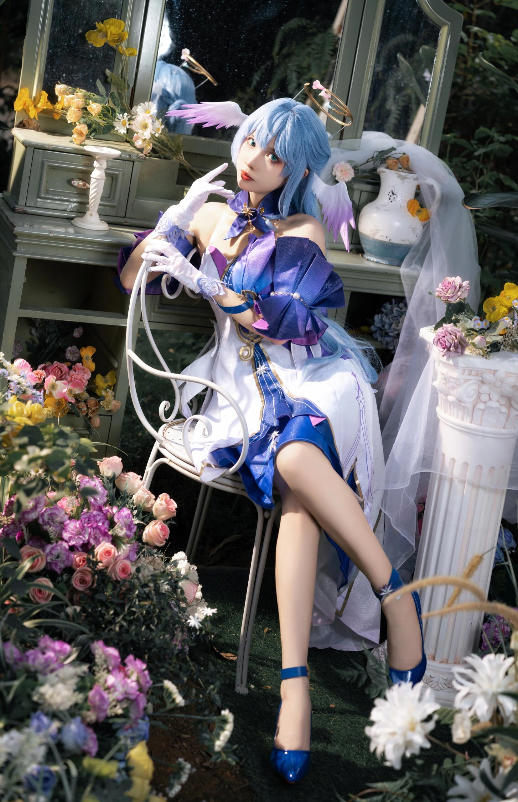 这腿又长又白又细 知更鸟cos 崩坏星穹铁道 cosplay cos正片