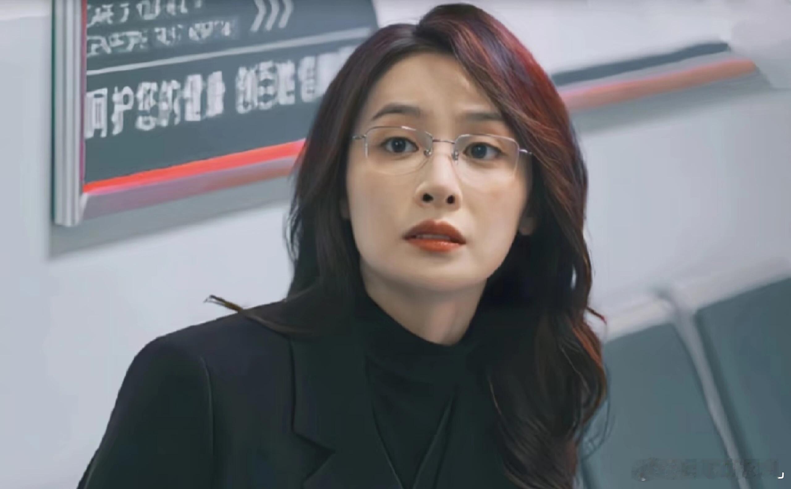 隆妮新剧从伪装者到觉醒者哥哥毅然决然飞向新大陆，那画面超燃超震撼，直接点燃追剧