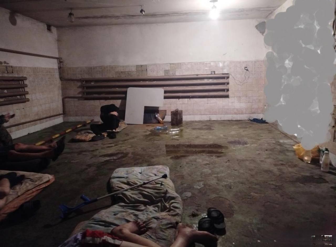乌克兰方面消息，乌克兰武装部队新任总司令德拉帕蒂已下令停止向乌克兰武装部队突击部