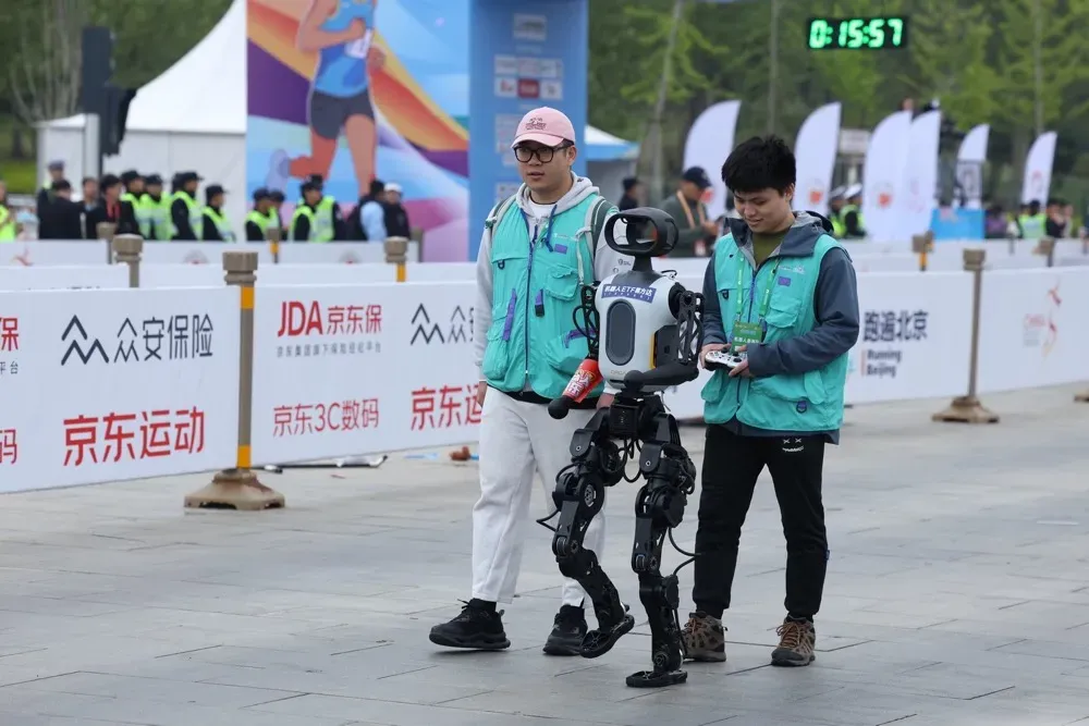 国家能源集团:研发氢能厂站AI智能机器人