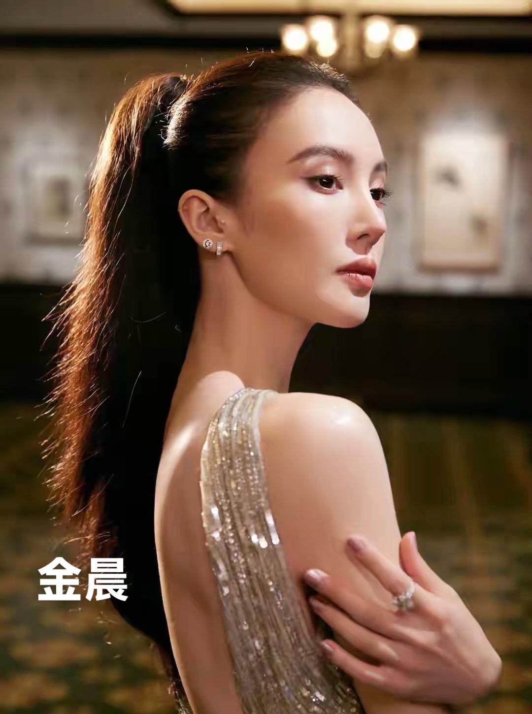 金晨，1990年9月5日出生于山东省济南市，中国内地影视女演员，毕业于...