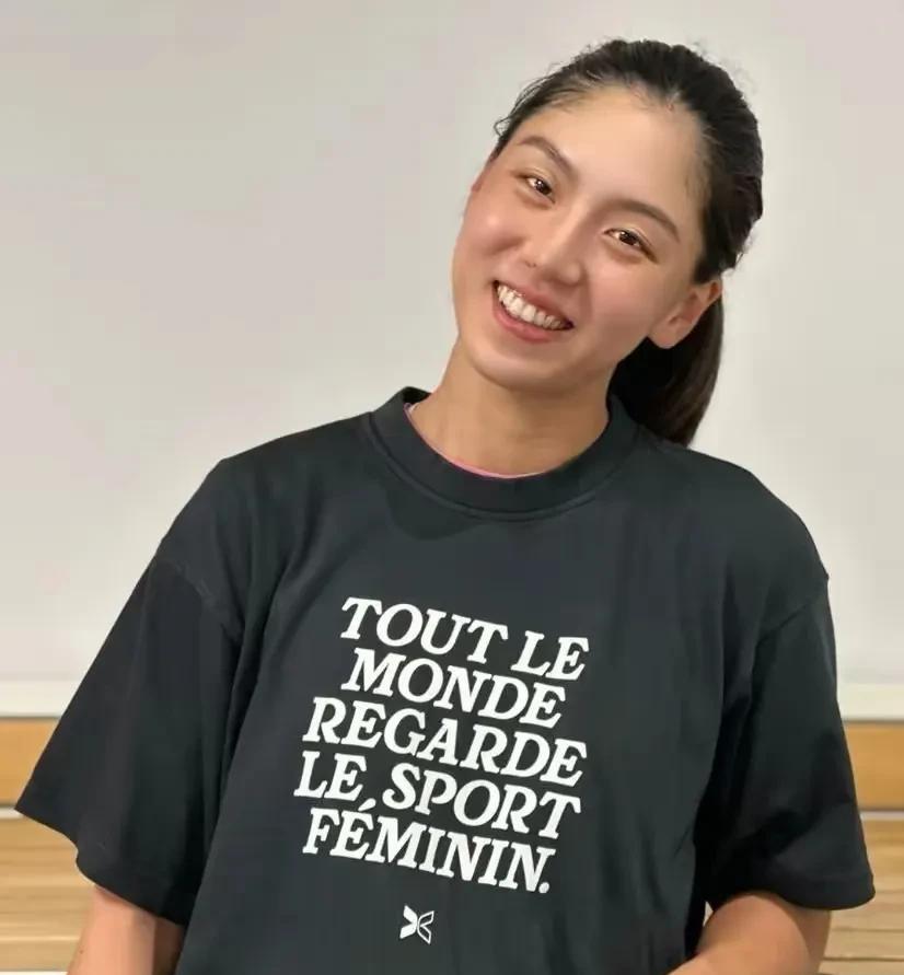 输在了第一盘，大分5比3，被对方追至6比6，抢7、6比3仅差一分啊，又被对方翻盘