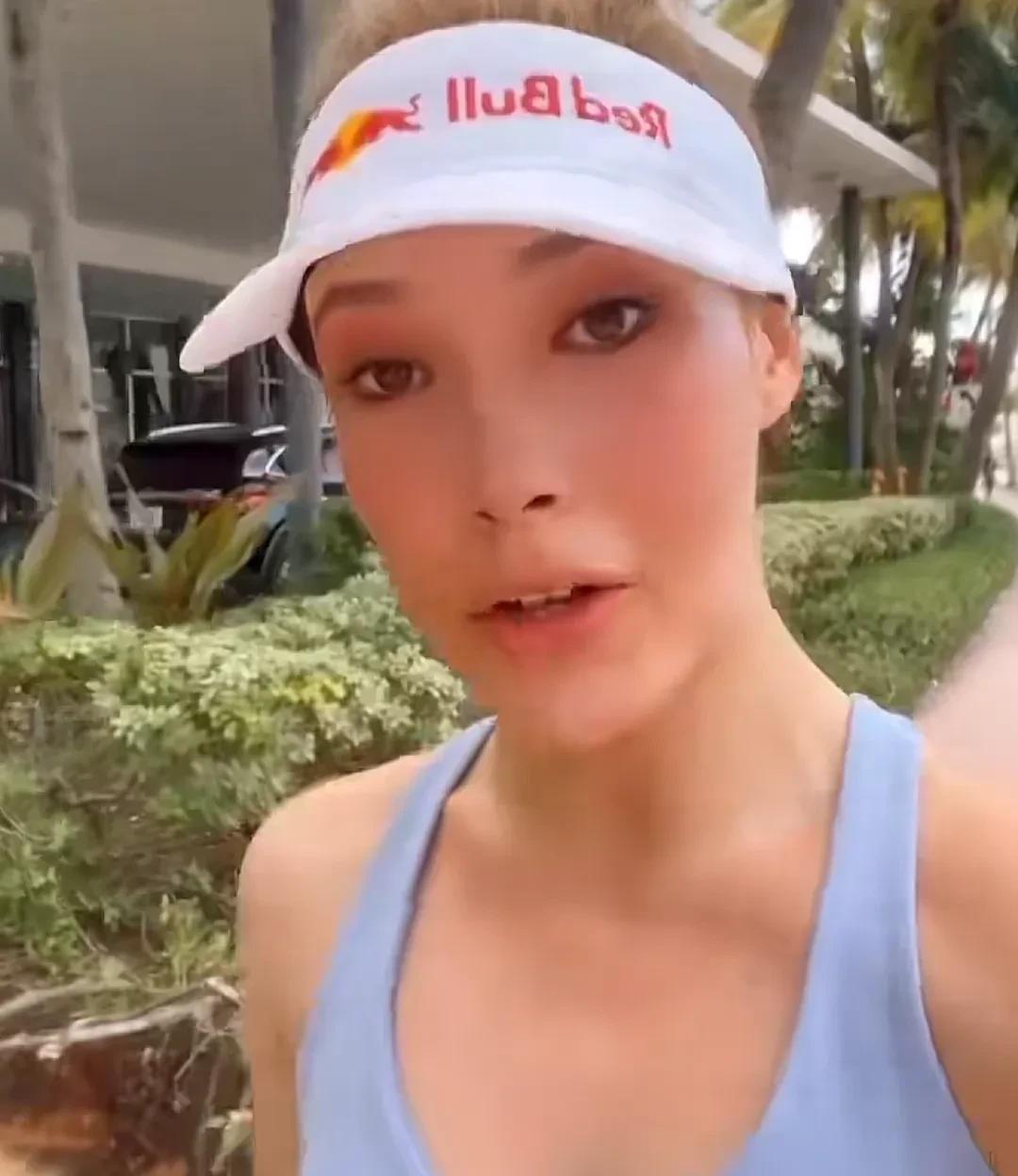 救命！谷爱凌把公益跑玩成速度与激情2.0了！去年的纪录？不存在的！这位姐直接开