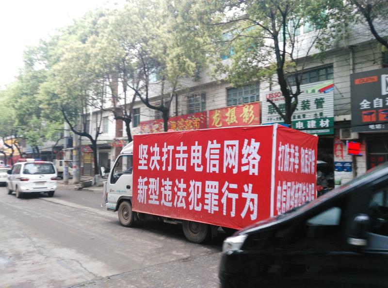 面对无休止的骚扰电话，很多人第一反应是烦躁地“秒挂”，以为这样最省事。然而，一位