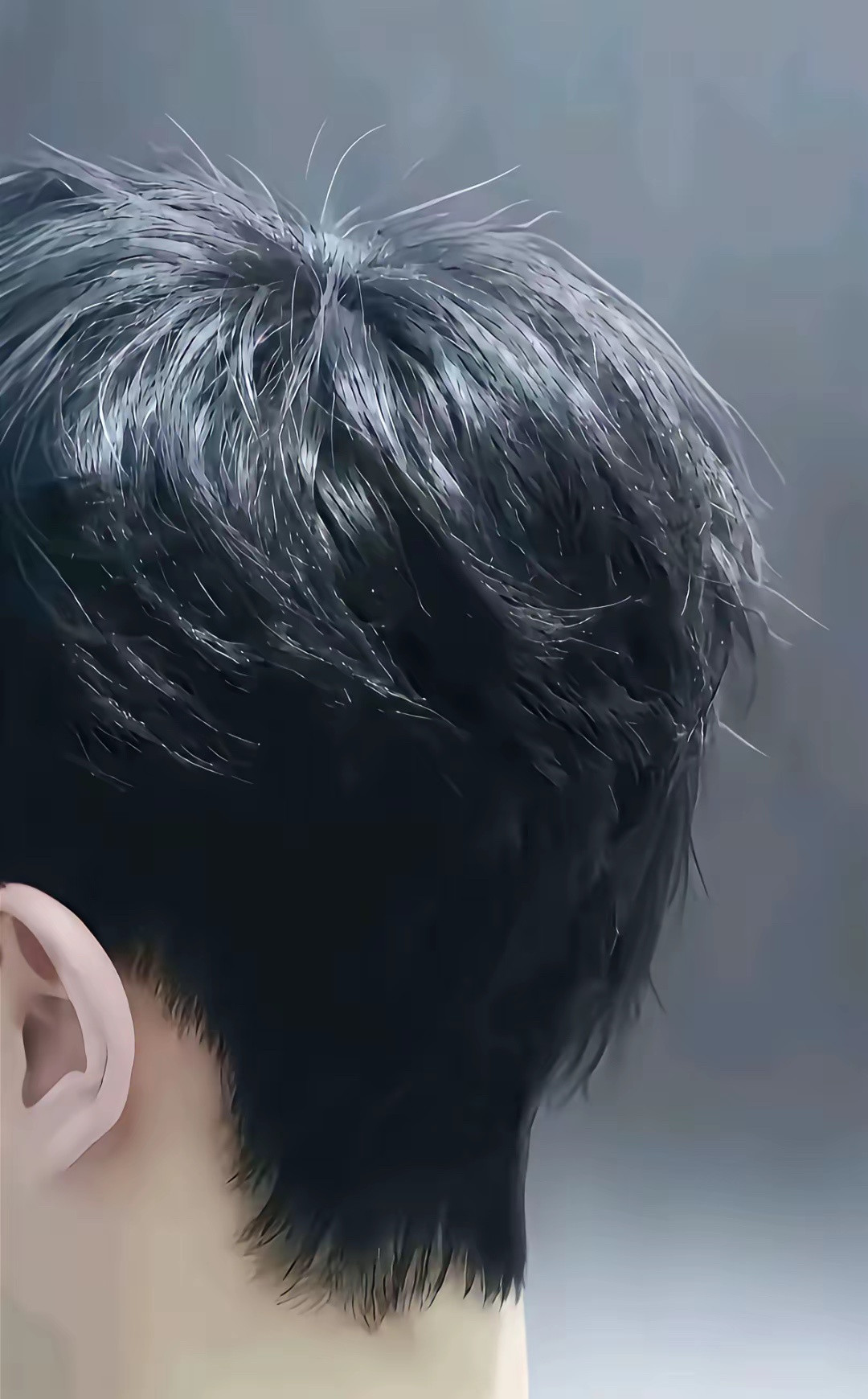 营养不良，头发怎么还这么黑，这么亮?老天爷赏饭吃!