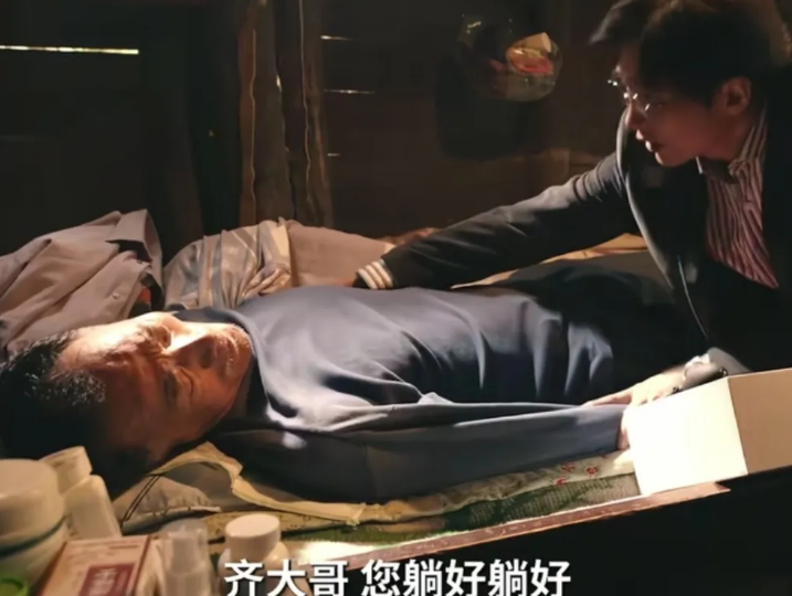 《利剑·玫瑰》，误会孙律师了！小光都想到了接齐叔进城，孙律师没想到？他有更好的安