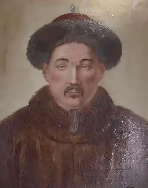 这是乾隆皇帝，通古斯满人，来自西伯利亚。异族统治下的清朝，中国出现万年难遇的断崖