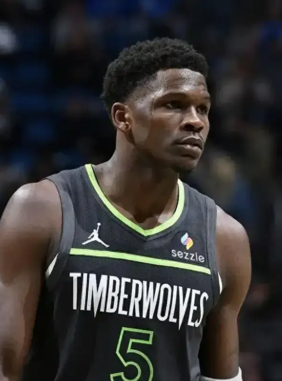 谁能够成为三年后的NBA联盟门面球星？1爱德华兹2东契奇3文班亚马4亚