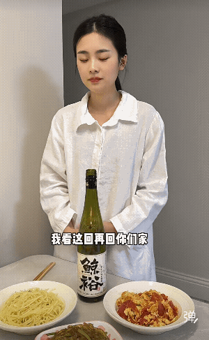 还一万？这都跑掉鞋底子追不上的男人，难道工资开的是美金吗？！[滑稽笑][滑稽笑][奸