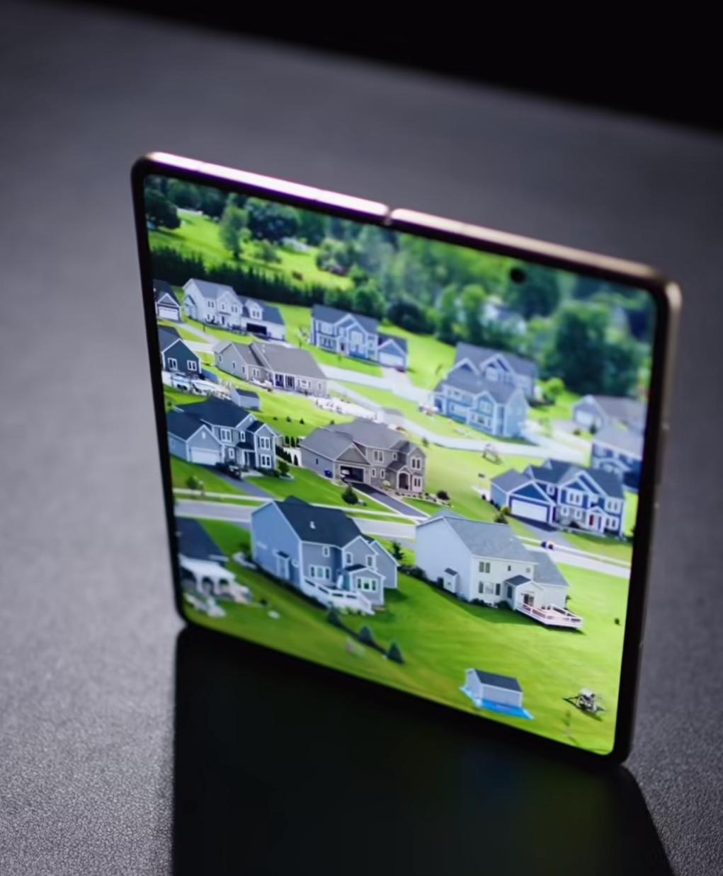 很多人奇怪为啥MagicV6的屏幕看起来比别家“黑”？其实这背后全是黑科技