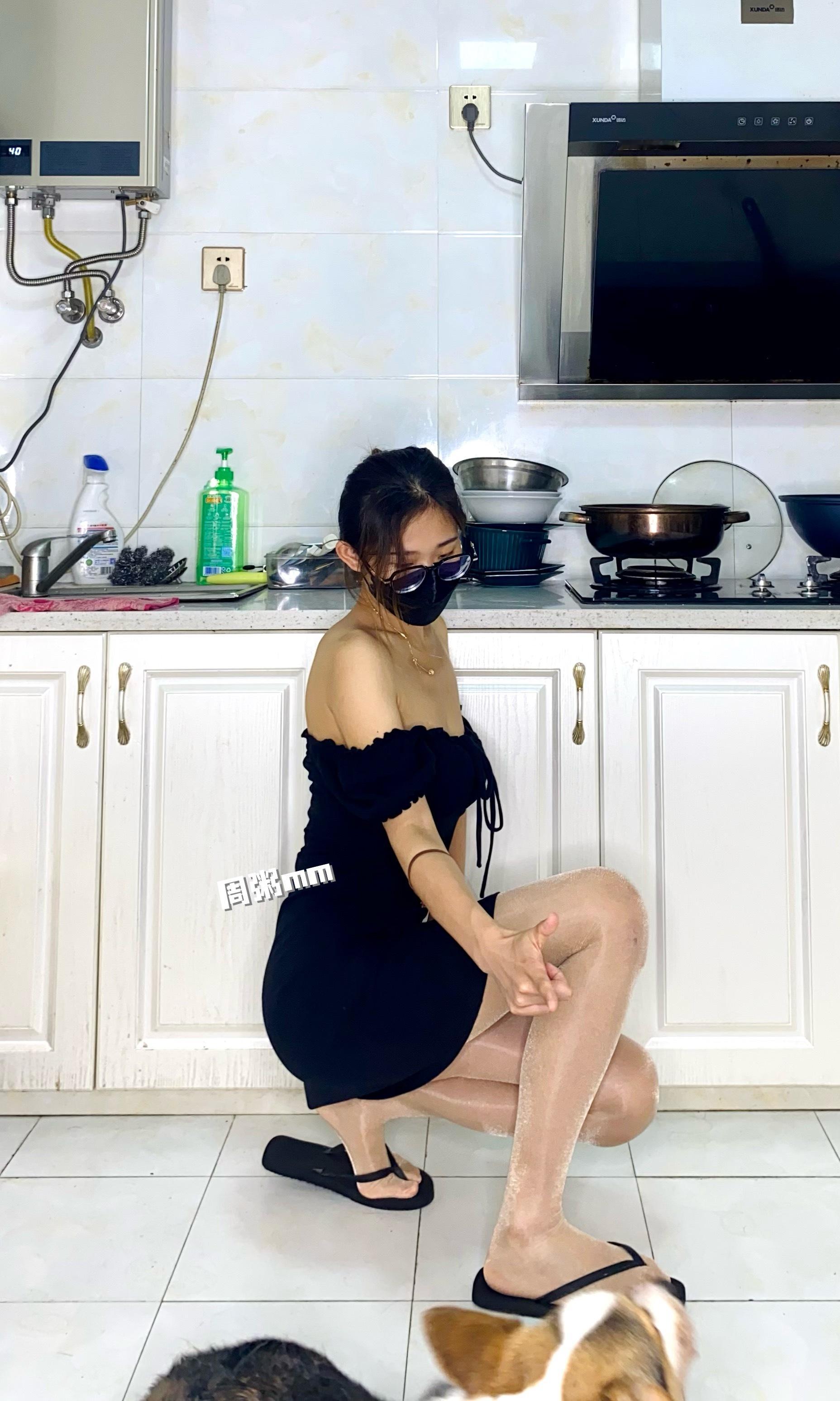 爱穿拖鞋ootd​​​