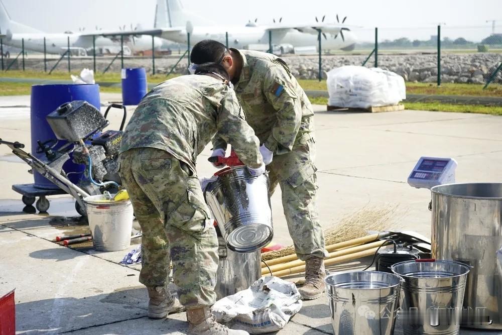 日本动作频频，解放军已启动“最坏情况”预案！东部战区演练机场被袭，现场画面首次公