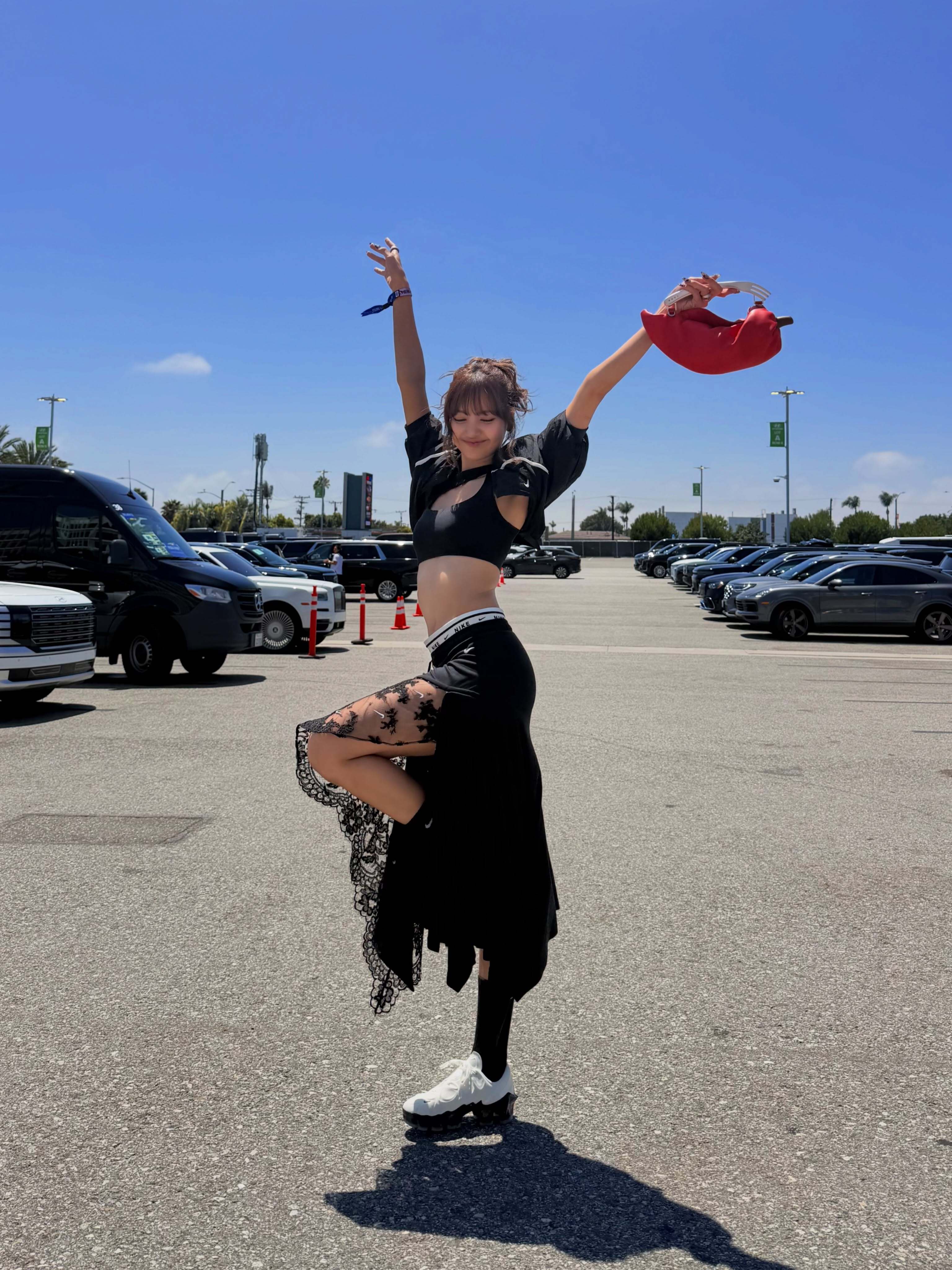 LISA🖤LISAKPOP女永一260711LISA个人ins更新