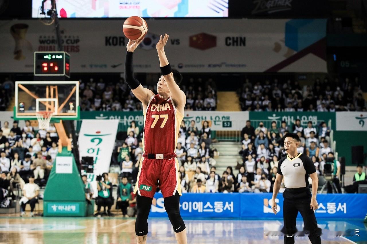 通过国家队比赛，张镇麟离开辽宁男篮，回头看，绝对是意气用事，世预赛打日本队，暴露