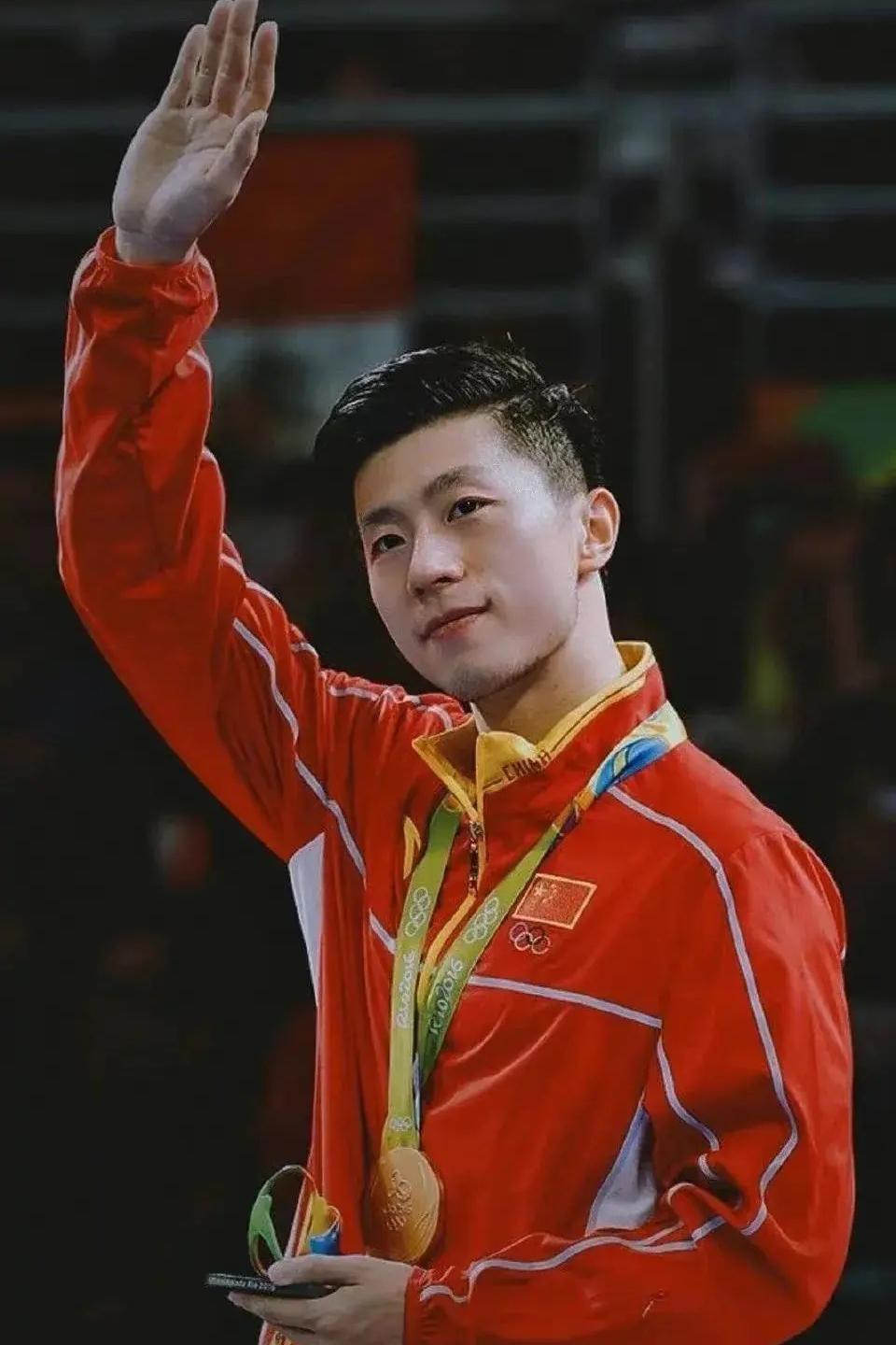 堪称“六边形战士”的马龙，受到外协选手的高度评价：1，波尔🇩🇪——马龙