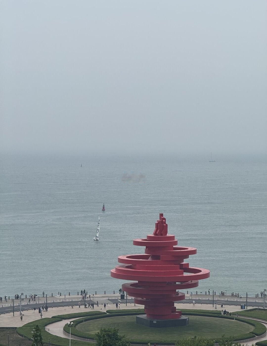 青岛天塌了来了几天几天天气都不好大海啊大海青岛