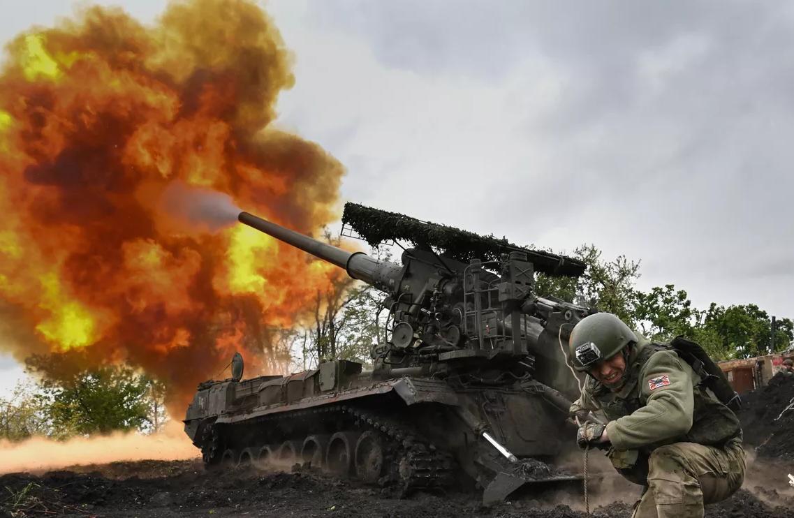 很多人认为俄军是不是不行了,为什么一座红军城,打了这么久,还没彻底攻占。对于这个