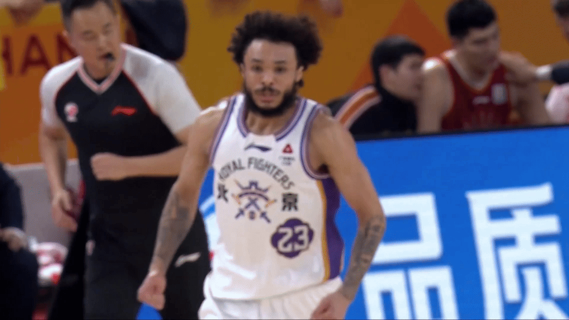 山西男篮vs北控男篮有一说一，豪斯真是好外援，他和贾明儒那次小冲突似乎叫醒了北