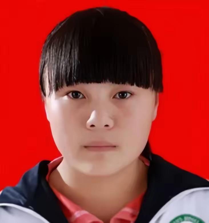 2003年，一场突如其来的意外，彻底击碎了陕西一个普通农村家庭的平静。女子从破旧