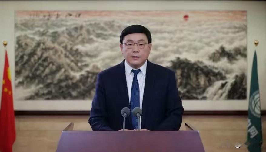 国家电网迎来新掌门，张智刚接棒辛保安，成为第七任董事长。回顾历任掌舵者，刘振亚