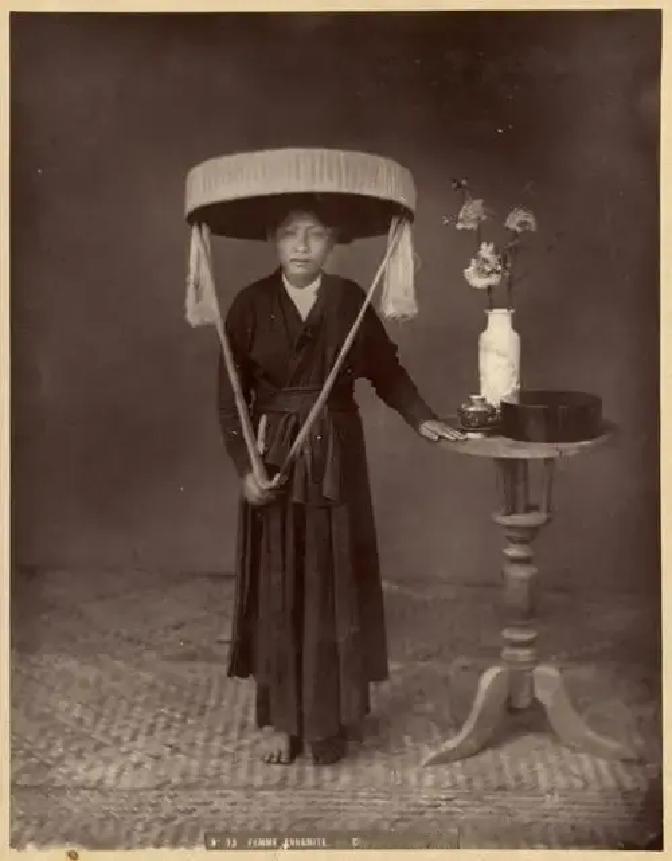 中法战争期间，清军入越南后大量拐卖当地妇女到广东。《越南新闻录》记载：“越南离乱之后，人口极贱，可以