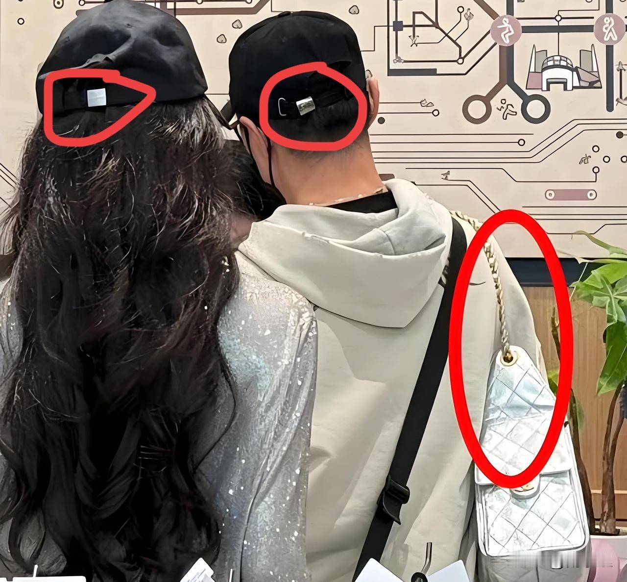 瞧！汪峰陪森林北母女在三亚过春节，吃饭时向小姑娘示好，却遭拒绝？果然他对森林