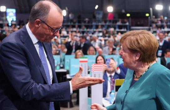 当地时间2月25日，德国总理默茨还懂得“自嘲”，他在与中方会谈时说：“我知道，我