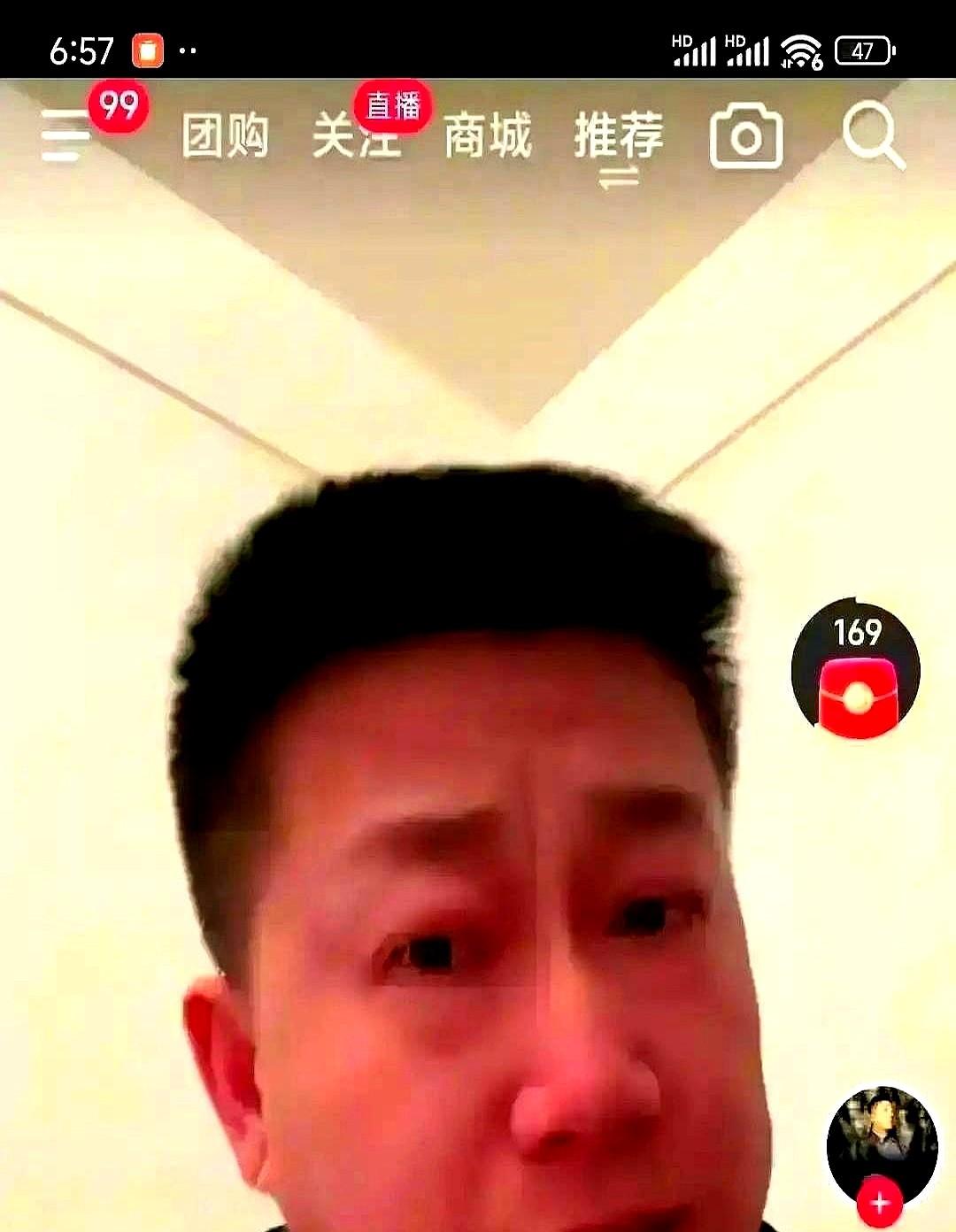 一年65场商演，到手200万。自己干5场，揣兜里8000块！张鹤伦这笔账，算